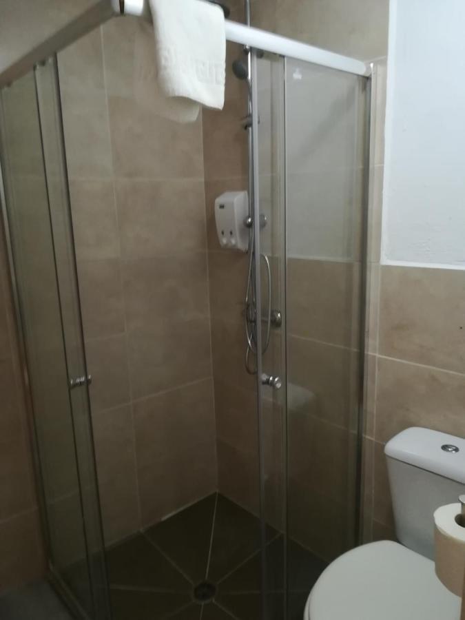 Hostal The Monkey Room Marbella Ngoại thất bức ảnh