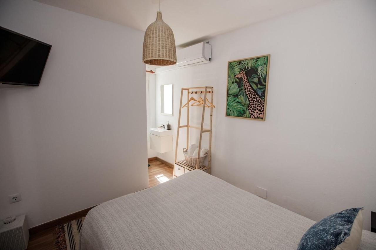 Hostal The Monkey Room Marbella Ngoại thất bức ảnh